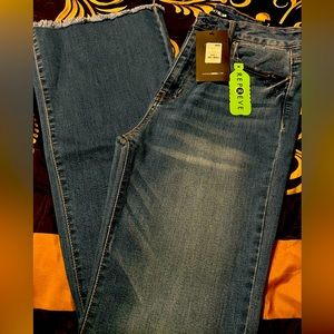 Women’s jeans light denim high rise, flare wide leg.